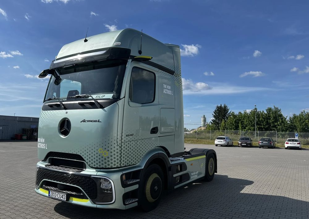 Mercedes-Benz Actros 1848 LS - Cabeza tractora: foto 1 Mercedes-Benz Actros 1848 LS - Cabeza tractora: foto 1