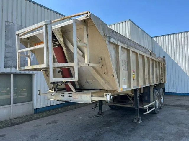 Benalu 2 Axle Alu Tipper , Spring Suspension , Drum Brakes, Fruehauf Axles - Semirremolque volquete: foto 5 Benalu 2 Axle Alu Tipper , Spring Suspension , Drum Brakes, Fruehauf Axles - Semirremolque volquete: foto 5