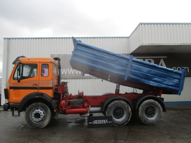 Camión volquete Mercedes-Benz 2635 , V8 Bi-Turbo , 6x4, ZF Manual , 3 way tipper , Spring suspension: foto 9