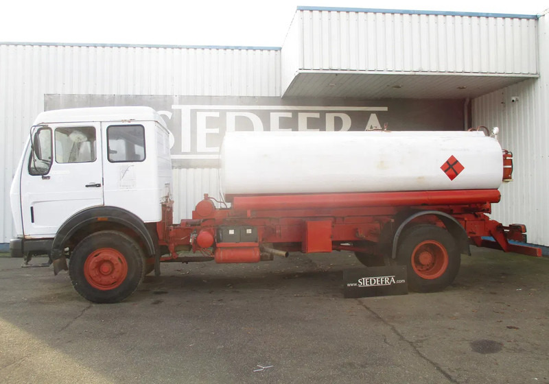Mercedes-Benz FAP 1620 BD , Fuel truck , 4x2 , Manual , Spring suspension - Camión cisterna: foto 2 Mercedes-Benz FAP 1620 BD , Fuel truck , 4x2 , Manual , Spring suspension - Camión cisterna: foto 2
