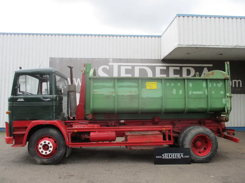 Mercedes-Benz LP 1319 , Oldtimer - Camión multibasculante: foto 2 Mercedes-Benz LP 1319 , Oldtimer - Camión multibasculante: foto 2