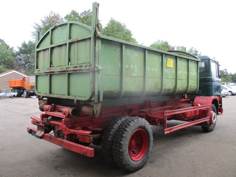 Mercedes-Benz LP 1319 , Oldtimer - Camión multibasculante: foto 3 Mercedes-Benz LP 1319 , Oldtimer - Camión multibasculante: foto 3