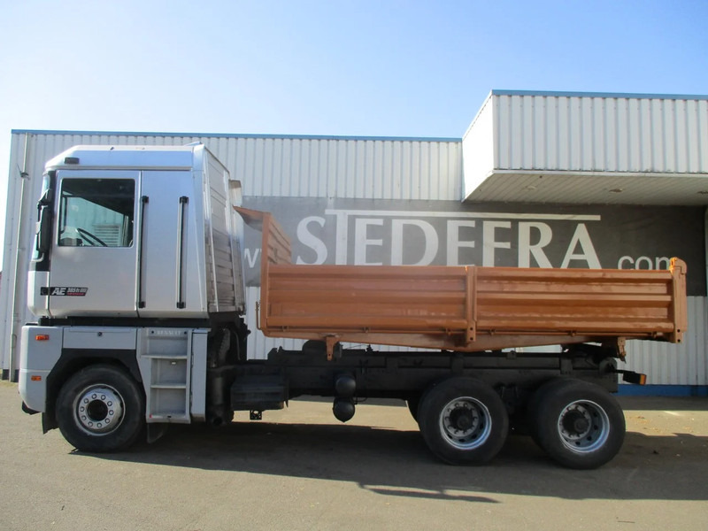 Renault Magnum AE 385 TI , 6x4, 3 Way Tipper ,Manual , Airco ,Spring suspension - Camión volquete: foto 2 Renault Magnum AE 385 TI , 6x4, 3 Way Tipper ,Manual , Airco ,Spring suspension - Camión volquete: foto 2