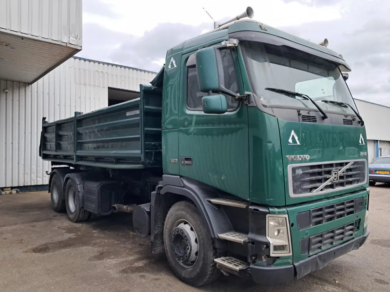 Volvo FH 12 - 460 , 6x2 , 3 Way Tipper, Spring Suspension , Manual Gearbox, Airco - Camión volquete: foto 4 Volvo FH 12 - 460 , 6x2 , 3 Way Tipper, Spring Suspension , Manual Gearbox, Airco - Camión volquete: foto 4