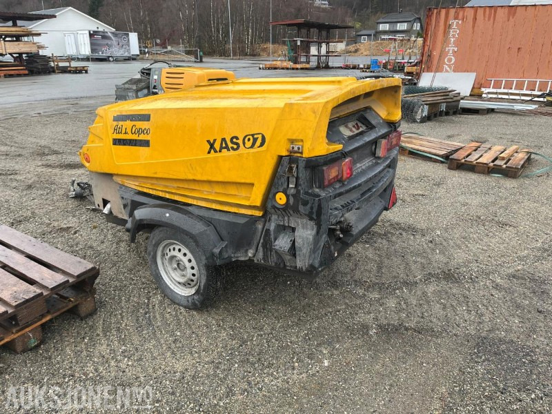 1900 Atlas Copco xas97 kompressor - Equipo de construcción: foto 4 1900 Atlas Copco xas97 kompressor - Equipo de construcción: foto 4