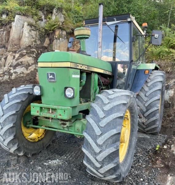 1980 John Deere 3040 traktor HURTIGGIR MVA FRI - Tractor: foto 1 1980 John Deere 3040 traktor HURTIGGIR MVA FRI - Tractor: foto 1