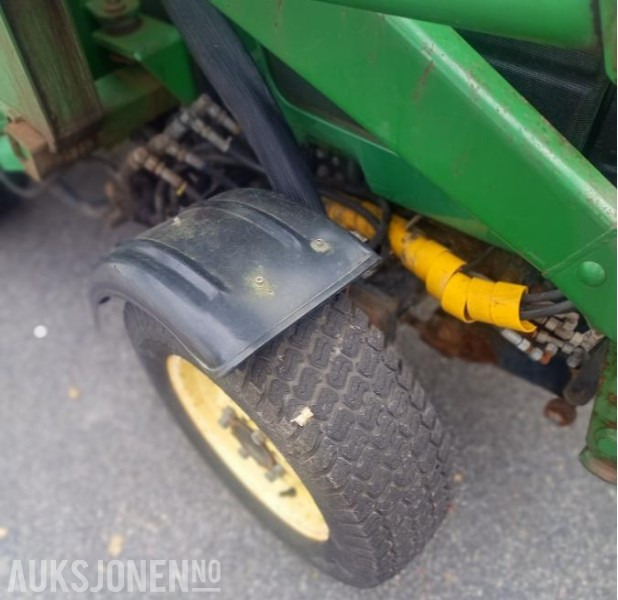 2000 John Deere JD4400 Frontlaster Skuffe Vikplog - Tractor: foto 5 2000 John Deere JD4400 Frontlaster Skuffe Vikplog - Tractor: foto 5