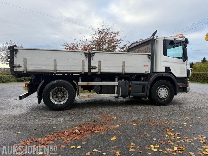 Camión volquete 2001 Scania P94GB4X2NZ260 TIPPBIL.: foto 8 Camión volquete 2001 Scania P94GB4X2NZ260 TIPPBIL.: foto 8