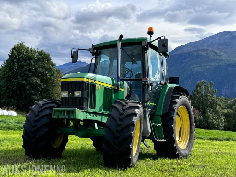 2002 John Deere 6210 - 4x4 - 40 km/t - 105 hk - Tractor: foto 1 2002 John Deere 6210 - 4x4 - 40 km/t - 105 hk - Tractor: foto 1