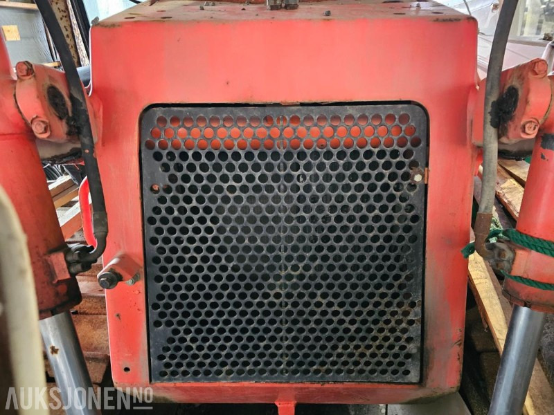 Equipo de construcción 2003 NEW HOLLAND D180 BULLDOZER: foto 10 Equipo de construcción 2003 NEW HOLLAND D180 BULLDOZER: foto 10