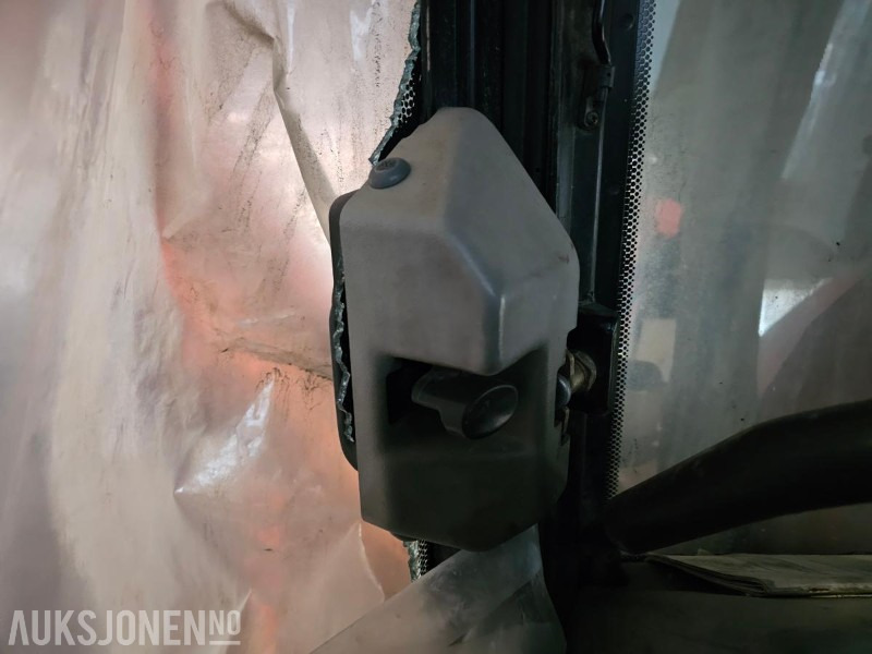 Equipo de construcción 2003 NEW HOLLAND D180 BULLDOZER: foto 20 Equipo de construcción 2003 NEW HOLLAND D180 BULLDOZER: foto 20