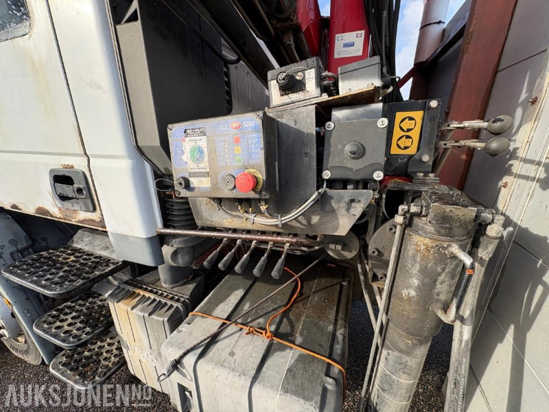 Camión grúa 2004 Iveco 120E24 EUROCARGO kranbil - registrert for 5 sitteplasser: foto 8