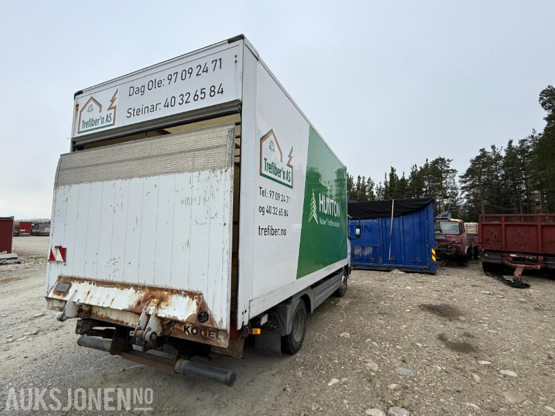 2004 Mercedes Benz Atego 815 C1 lett lastebil - Camión caja cerrada: foto 5 2004 Mercedes Benz Atego 815 C1 lett lastebil - Camión caja cerrada: foto 5