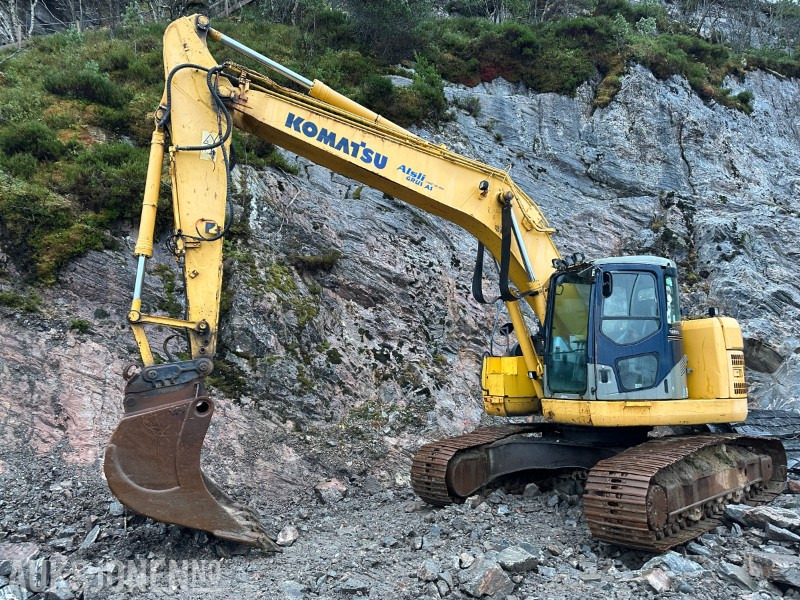 2005 Komatsu PC228USLC-3K gravemaskin // graveskuffe // opplegg til rotortilt - Excavadora: foto 2 2005 Komatsu PC228USLC-3K gravemaskin // graveskuffe // opplegg til rotortilt - Excavadora: foto 2