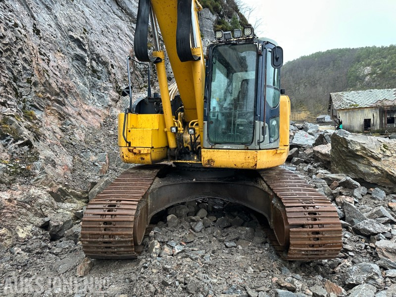 2005 Komatsu PC228USLC-3K gravemaskin // graveskuffe // opplegg til rotortilt - Excavadora: foto 3 2005 Komatsu PC228USLC-3K gravemaskin // graveskuffe // opplegg til rotortilt - Excavadora: foto 3