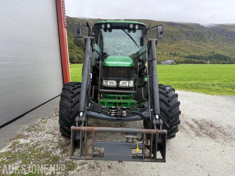 2007 John Deere 6320 med 6069 Timer nylig skiftet Sete og Dekk - Tractor: foto 5 2007 John Deere 6320 med 6069 Timer nylig skiftet Sete og Dekk - Tractor: foto 5