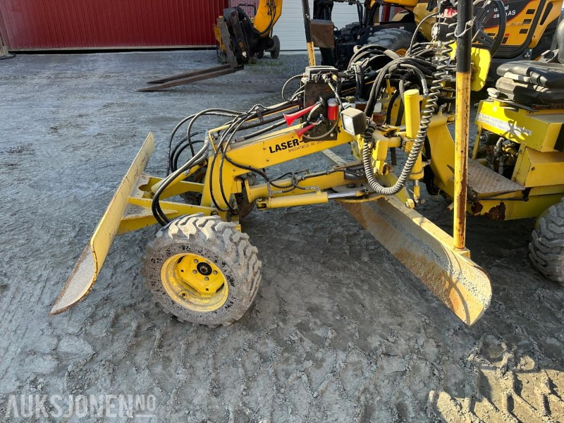 2008 Laser Grader Høvel med maskinstyring og laser - Equipo de construcción: foto 5 2008 Laser Grader Høvel med maskinstyring og laser - Equipo de construcción: foto 5