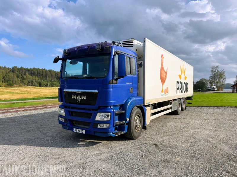 2010 MAN TGX 26.440 6x2 Skapbil | Thermo King TS-600E aggregat | Zepro bakløft - Camión caja cerrada: foto 1 2010 MAN TGX 26.440 6x2 Skapbil | Thermo King TS-600E aggregat | Zepro bakløft - Camión caja cerrada: foto 1