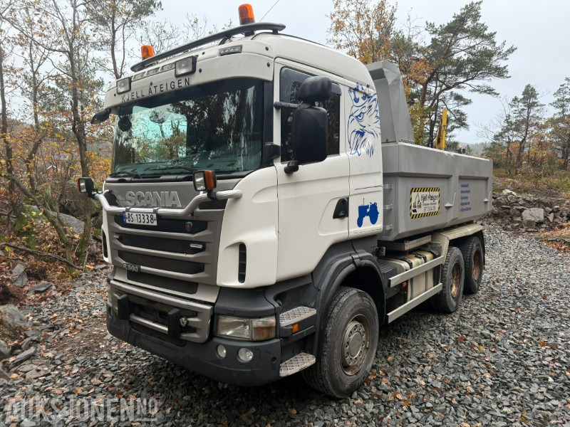 2010 Scania R560 6x4 tippbil / tandem / navreduksjon - Camión volquete: foto 2 2010 Scania R560 6x4 tippbil / tandem / navreduksjon - Camión volquete: foto 2