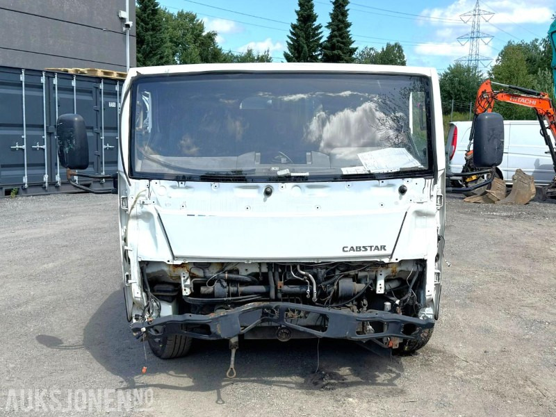 2011 Nissan Cabstar Combi | spyle og sugebil | Speck Rioned | rep.objekt - Camión cisterna: foto 2 2011 Nissan Cabstar Combi | spyle og sugebil | Speck Rioned | rep.objekt - Camión cisterna: foto 2
