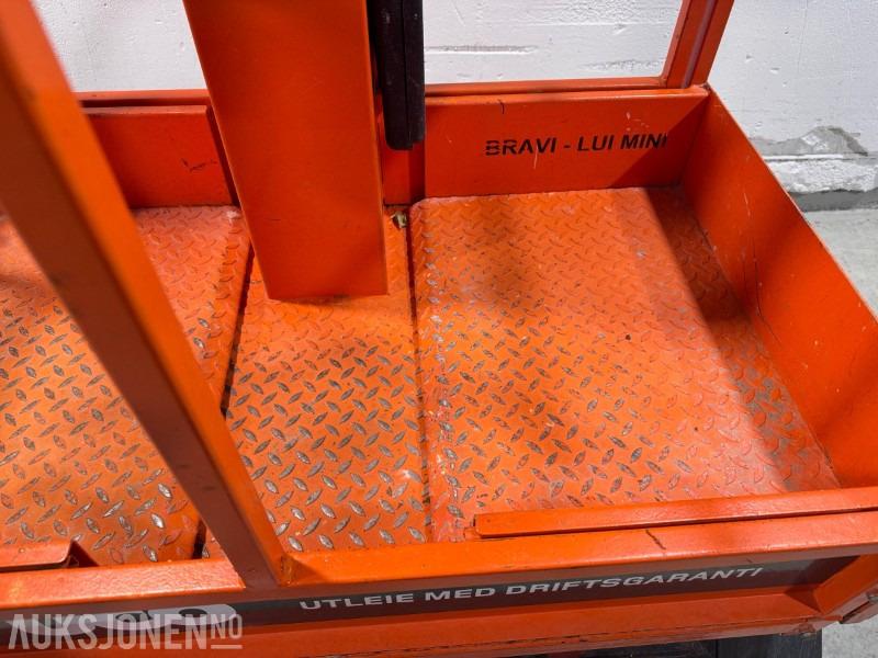 2012 Bravisol LUI MINI HD Batteridreven mastelift – 4,9 m, smal - Plataforma elevadora: foto 4 2012 Bravisol LUI MINI HD Batteridreven mastelift – 4,9 m, smal - Plataforma elevadora: foto 4
