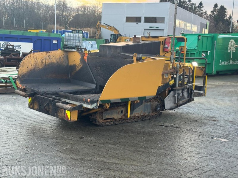 2012 Cat AP255E Beltegående Asfaltutlegger - Timer: 2464 - Equipo de construcción: foto 1 2012 Cat AP255E Beltegående Asfaltutlegger - Timer: 2464 - Equipo de construcción: foto 1
