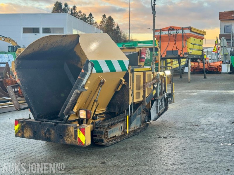 2012 Cat AP255E Beltegående Asfaltutlegger - Timer: 2464 - Equipo de construcción: foto 2 2012 Cat AP255E Beltegående Asfaltutlegger - Timer: 2464 - Equipo de construcción: foto 2