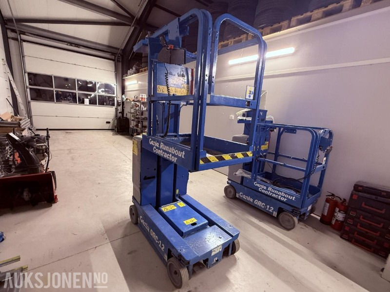 2012 Genie GRC-12 Mastelift - 5,5 m - 213 timer - Uttrekkbar plate - Plataforma elevadora: foto 3 2012 Genie GRC-12 Mastelift - 5,5 m - 213 timer - Uttrekkbar plate - Plataforma elevadora: foto 3
