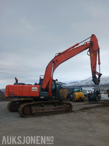 2012 Hitachi ZX290LC-5B - Excavadora: foto 2 2012 Hitachi ZX290LC-5B - Excavadora: foto 2