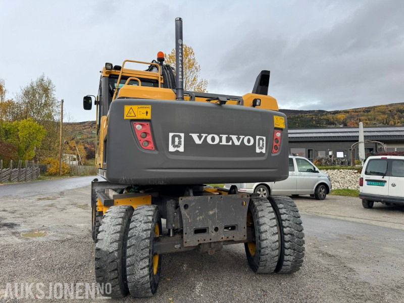 2012 Volvo EW140 D Hjulmaskin TILTROTATOR, 2 SKUFFER, SENTRALSMØRING - Excavadora: foto 5 2012 Volvo EW140 D Hjulmaskin TILTROTATOR, 2 SKUFFER, SENTRALSMØRING - Excavadora: foto 5