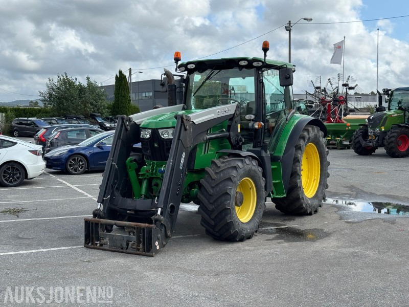 2013 John Deere 6125R Traktor med Frontlaster - Fronthydraulikk - Front PTO - Tractor: foto 1 2013 John Deere 6125R Traktor med Frontlaster - Fronthydraulikk - Front PTO - Tractor: foto 1