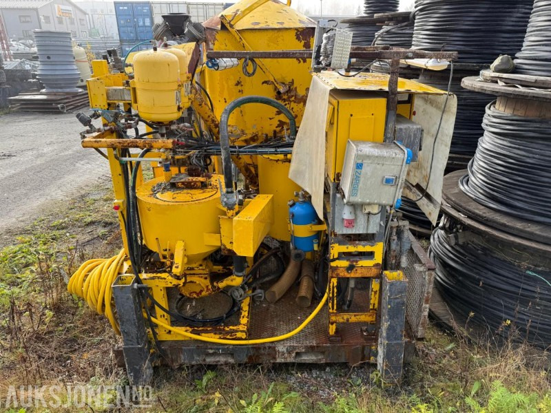 2014 Atlas Copco Unigrout Rig Smart M2 E45 / Injeksjonsplattform - Equipo de construcción: foto 5 2014 Atlas Copco Unigrout Rig Smart M2 E45 / Injeksjonsplattform - Equipo de construcción: foto 5