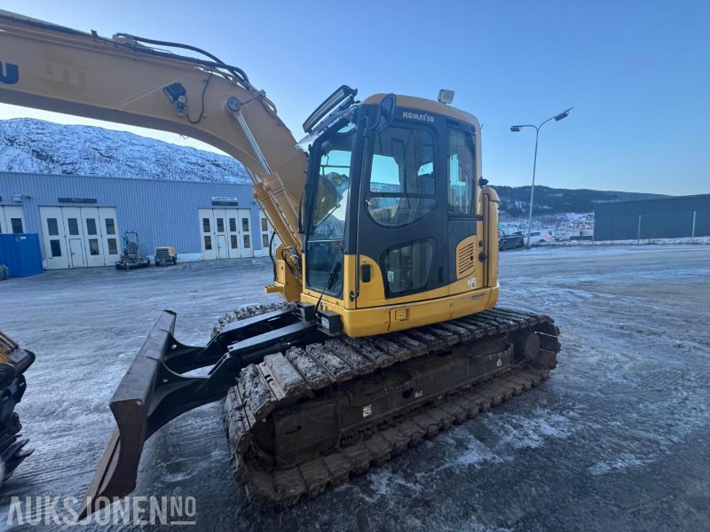 2014 Komatsu PC 138 US Gravemaskin med Oilquick og tiltrotator - Excavadora: foto 5 2014 Komatsu PC 138 US Gravemaskin med Oilquick og tiltrotator - Excavadora: foto 5