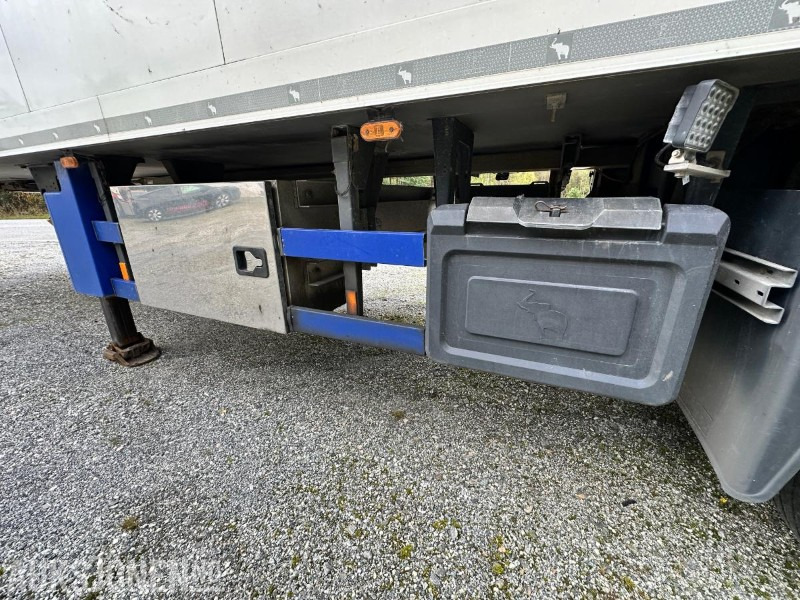 Semirremolque frigorífico 2014 Schmitz CARGOBULL SKO 20/LZG-13.4 FP 80/45 med lift: foto 18 Semirremolque frigorífico 2014 Schmitz CARGOBULL SKO 20/LZG-13.4 FP 80/45 med lift: foto 18