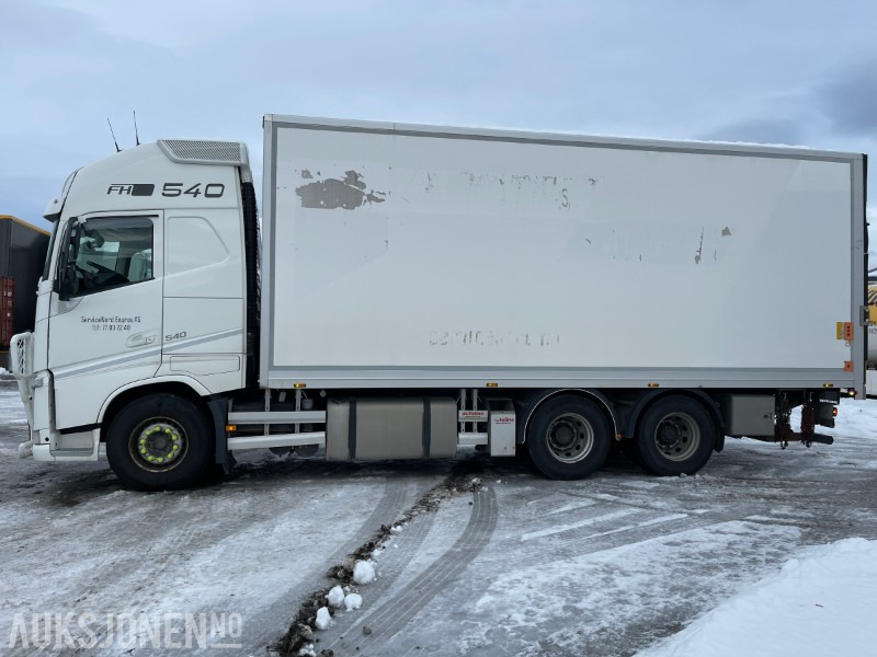 2014 Volvo FH 540 6x4 Thermobil - Camión caja cerrada: foto 3 2014 Volvo FH 540 6x4 Thermobil - Camión caja cerrada: foto 3