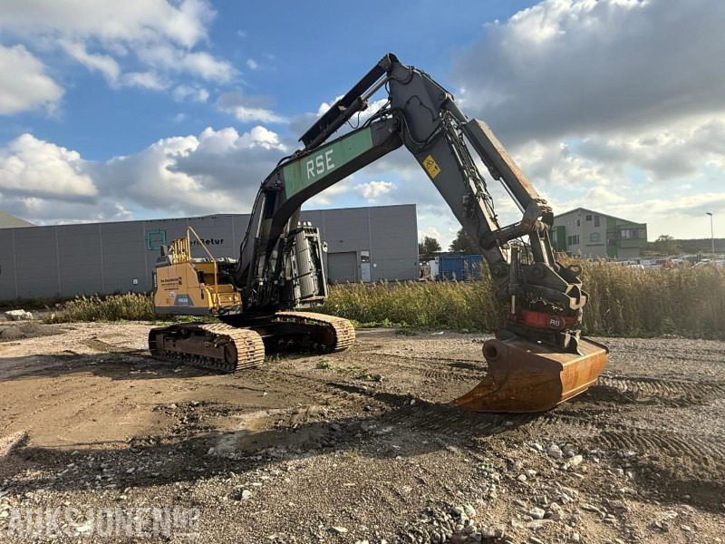 2016 VOLVO EC250EL FULLT UTRUSTET RIVNINGSMASKIN - ROTOTILT - SENTRALSMØRING - 6029 TIMER. - Excavadora: foto 2 2016 VOLVO EC250EL FULLT UTRUSTET RIVNINGSMASKIN - ROTOTILT - SENTRALSMØRING - 6029 TIMER. - Excavadora: foto 2