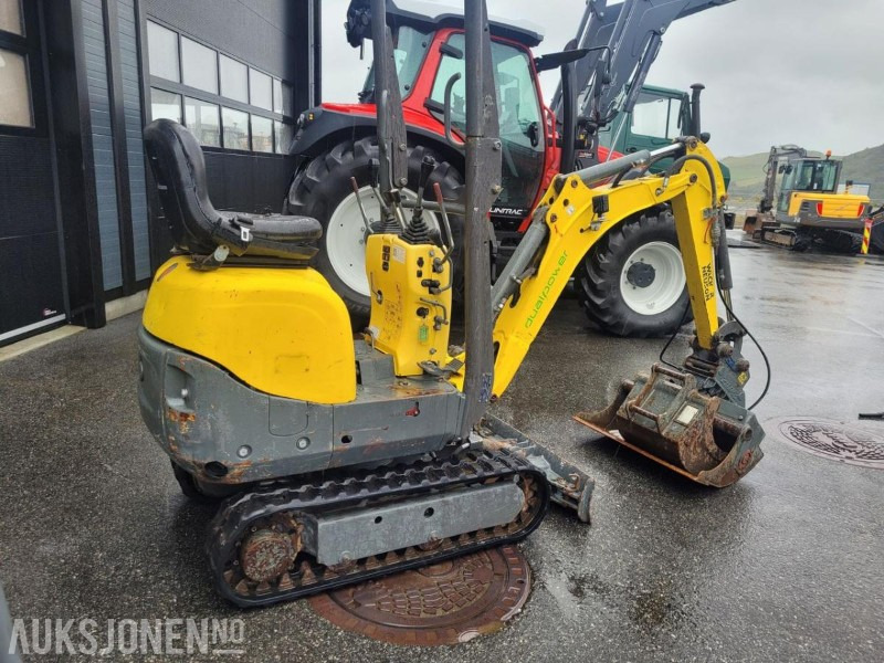 2016 Wacker Neuson 803 Dual Power, 2 skuffer, Elektro-hydraulisk aggregat (HPU) - Miniexcavadora: foto 4 2016 Wacker Neuson 803 Dual Power, 2 skuffer, Elektro-hydraulisk aggregat (HPU) - Miniexcavadora: foto 4