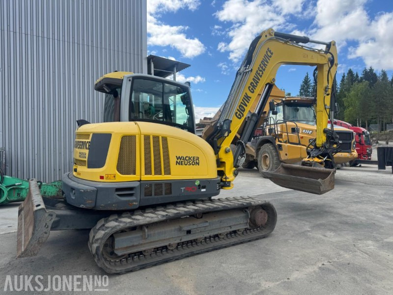 2016 Wacker Neuson ET 90 GRAVEMASKIN MED ROTOTILT, SENTRALSMØRING OG 3 SKUFFER - Excavadora: foto 4 2016 Wacker Neuson ET 90 GRAVEMASKIN MED ROTOTILT, SENTRALSMØRING OG 3 SKUFFER - Excavadora: foto 4