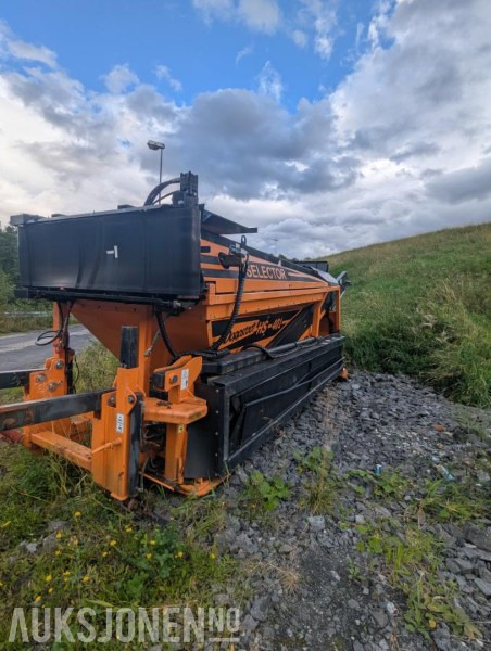 2017 Doppstadt HS-401 Selector Sikt - Kun 80 timer - Hydraulisk drift og magnetbånd - Cribadora: foto 3 2017 Doppstadt HS-401 Selector Sikt - Kun 80 timer - Hydraulisk drift og magnetbånd - Cribadora: foto 3