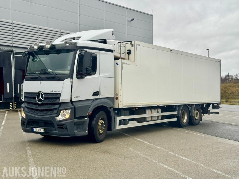 2019 Mercedes-Benz ACTROS 2553L 6X2 - Skapbil - Eu-godkjent til 06/26 - Km: 278353 - Camión caja cerrada: foto 1 2019 Mercedes-Benz ACTROS 2553L 6X2 - Skapbil - Eu-godkjent til 06/26 - Km: 278353 - Camión caja cerrada: foto 1