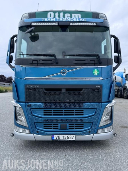 2019 Volvo FH 540 - 6x2 - Krokbil - Fjernstyrt Palfinger krokløftpåbygg med knekk på tårn - Nylig EU godkjent - Camión multibasculante: foto 2 2019 Volvo FH 540 - 6x2 - Krokbil - Fjernstyrt Palfinger krokløftpåbygg med knekk på tårn - Nylig EU godkjent - Camión multibasculante: foto 2