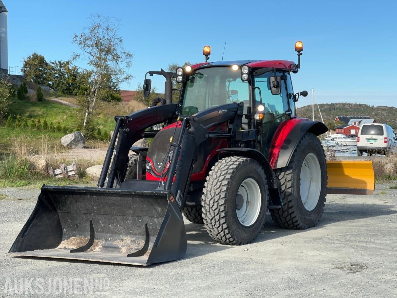 2023 Valtra A95 - Mye utstyr, lite brukt - Tractor: foto 1 2023 Valtra A95 - Mye utstyr, lite brukt - Tractor: foto 1