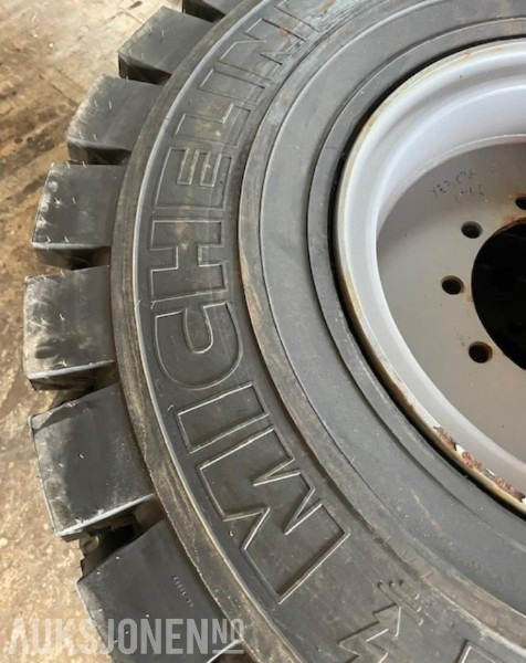 4 stk nye Michelin 14.00 R24  hjullaster-/anleggs-hjul - dekk med felg - ny gummibane - Equipo de construcción: foto 5 4 stk nye Michelin 14.00 R24  hjullaster-/anleggs-hjul - dekk med felg - ny gummibane - Equipo de construcción: foto 5