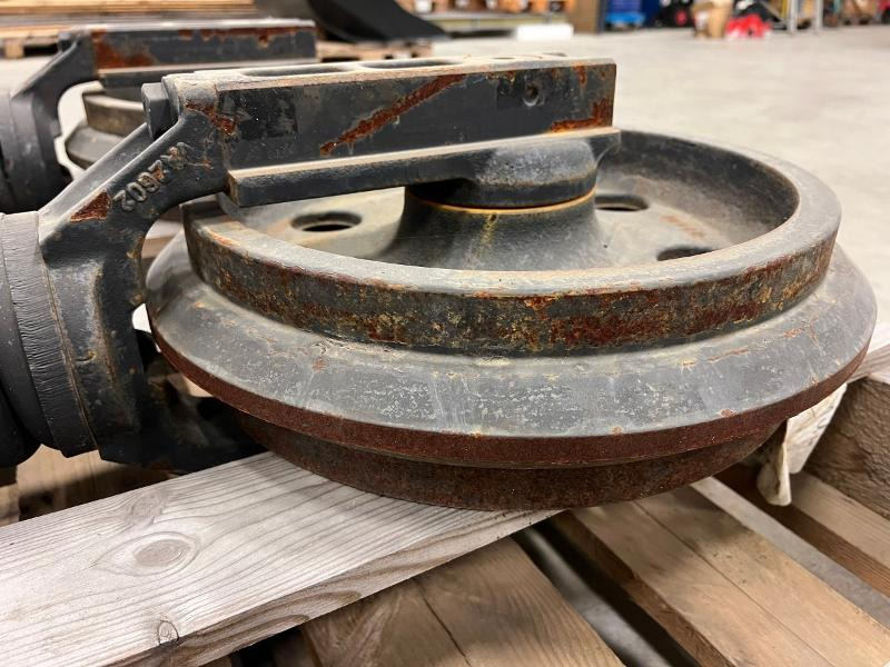 Beco ledehjul med brakett og fjører nye. - Equipo de construcción: foto 4 Beco ledehjul med brakett og fjører nye. - Equipo de construcción: foto 4