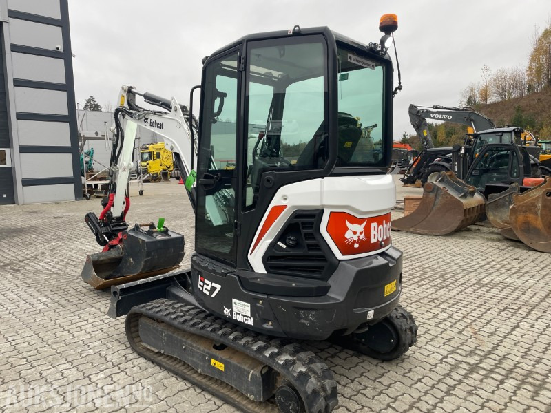 Bobcat E27 Rototilt R1, Graveskuff, fast pusseskuff - Miniexcavadora: foto 5 Bobcat E27 Rototilt R1, Graveskuff, fast pusseskuff - Miniexcavadora: foto 5