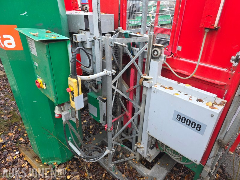 Bøcker byggeplassheiser 5 stk inklusive master og fester - Equipo de construcción: foto 4 Bøcker byggeplassheiser 5 stk inklusive master og fester - Equipo de construcción: foto 4