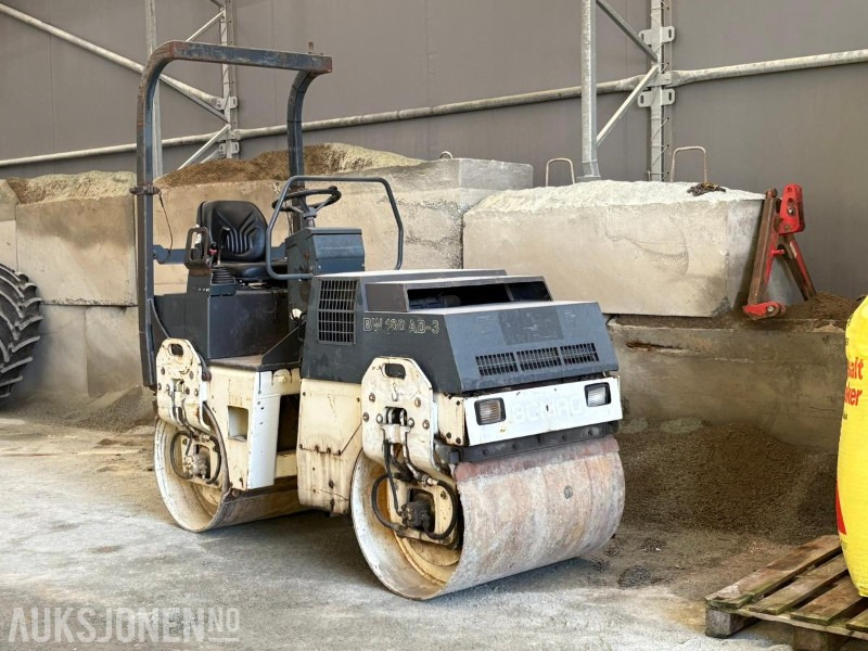 Bomag BW 100 AD-3 / ASFALTVALS - Rodillo: foto 1 Bomag BW 100 AD-3 / ASFALTVALS - Rodillo: foto 1