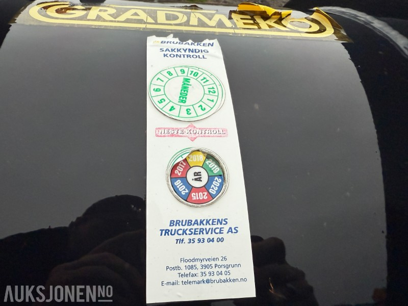 Leasing de Gradmeko Plog med Markeringslys, Paralellogram og Fjærbelastet slitestål Gradmeko Plog med Markeringslys, Paralellogram og Fjærbelastet slitestål: foto 13 Leasing de Gradmeko Plog med Markeringslys, Paralellogram og Fjærbelastet slitestål Gradmeko Plog med Markeringslys, Paralellogram og Fjærbelastet slitestål: foto 13