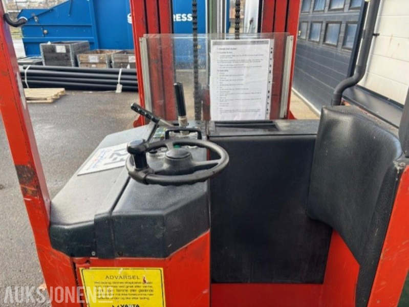 1988 BT SPS truck 1200kg, 4,8m, nyere batterier! - Equipo de manutención: foto 4 1988 BT SPS truck 1200kg, 4,8m, nyere batterier! - Equipo de manutención: foto 4