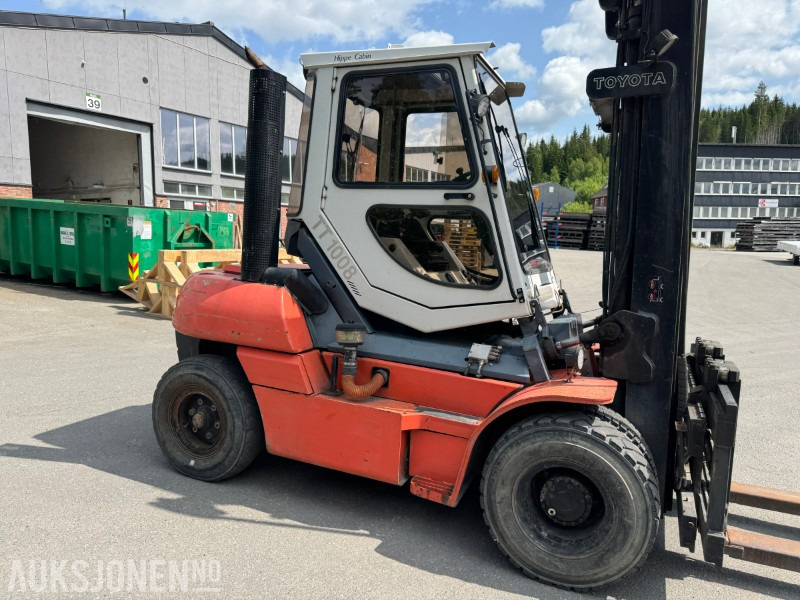 2000 Toyota 5FD70 TRUCK MED HIPPE TILT CABIN, LØFTEHØYDE 6000 MM - Equipo de manutención: foto 4 2000 Toyota 5FD70 TRUCK MED HIPPE TILT CABIN, LØFTEHØYDE 6000 MM - Equipo de manutención: foto 4